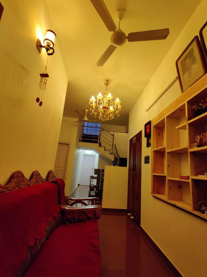 Calvin'S Inn Kochi Exterior photo