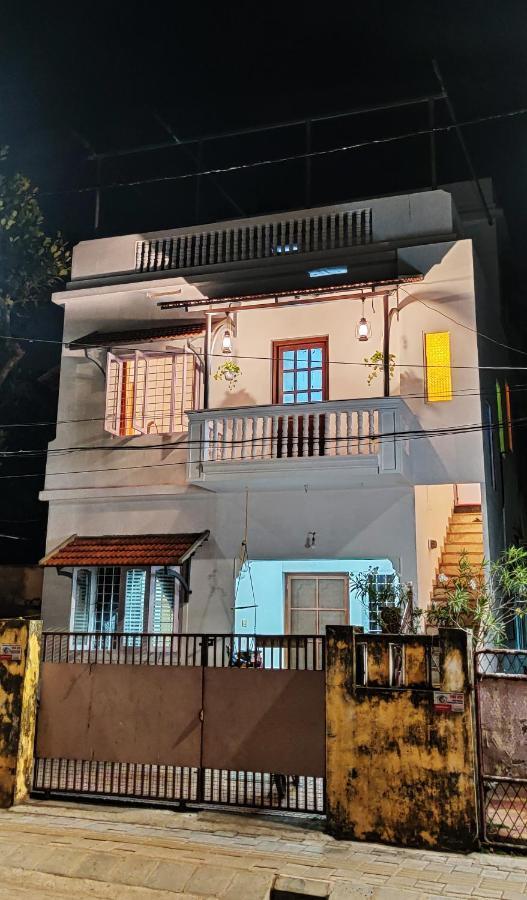 Calvin'S Inn Kochi Exterior photo